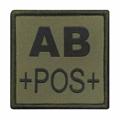 Insigne de Groupe Sanguin Vert Broderie Noire AB+POS+