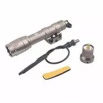 Lampe tactique airsoft M600C SCOUT LIGHT avec interrupteur déporté Tan
