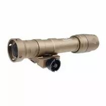 Lampe tactique airsoft M600C SCOUT LIGHT avec interrupteur déporté Tan
