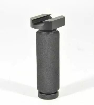 POIGNEE VERTICALE TYPE TACTIQUE R.I.S. AVEC 2 MOUSSES